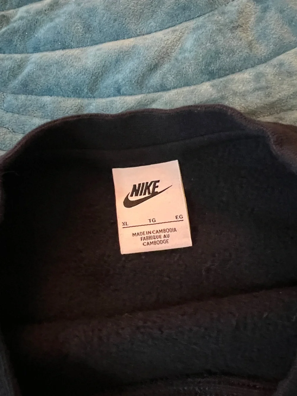 Nike Black Pullover Crewneck Sweatshirt Sportswear Club Fleece XL